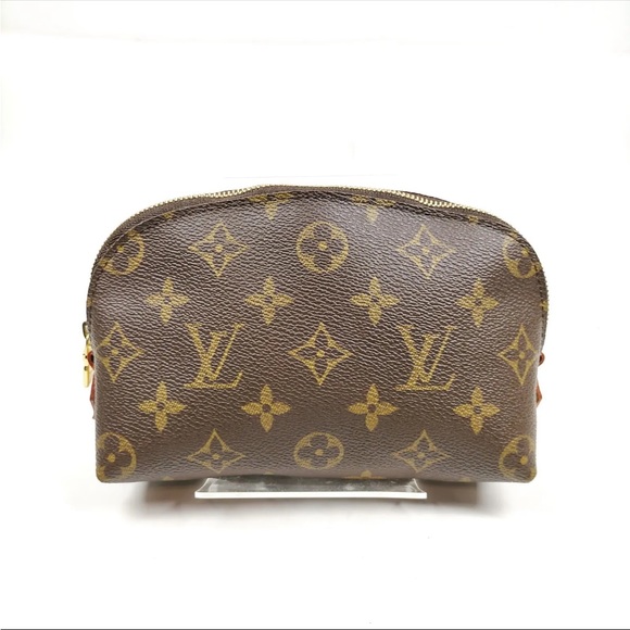 Louis Vuitton cosmetic pochette - Picture 1 of 9